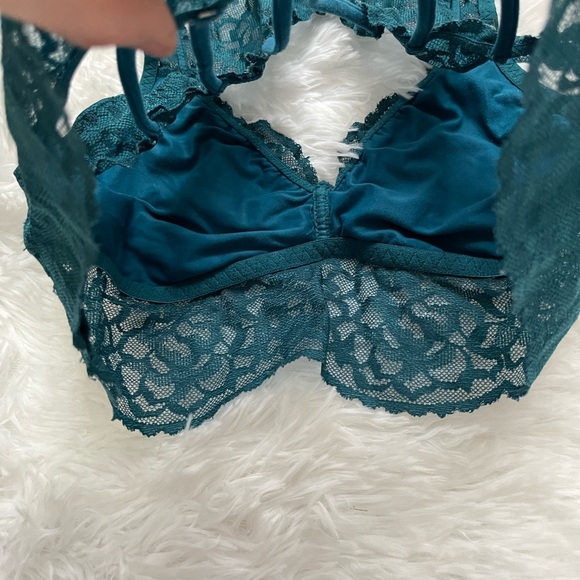 PINK Victoria’s Secret Lace Teal Green Strappy-Back Bralette - Picture 8 of 9